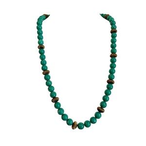 Beautiful Green Jade Brass Bead Necklace Vintage